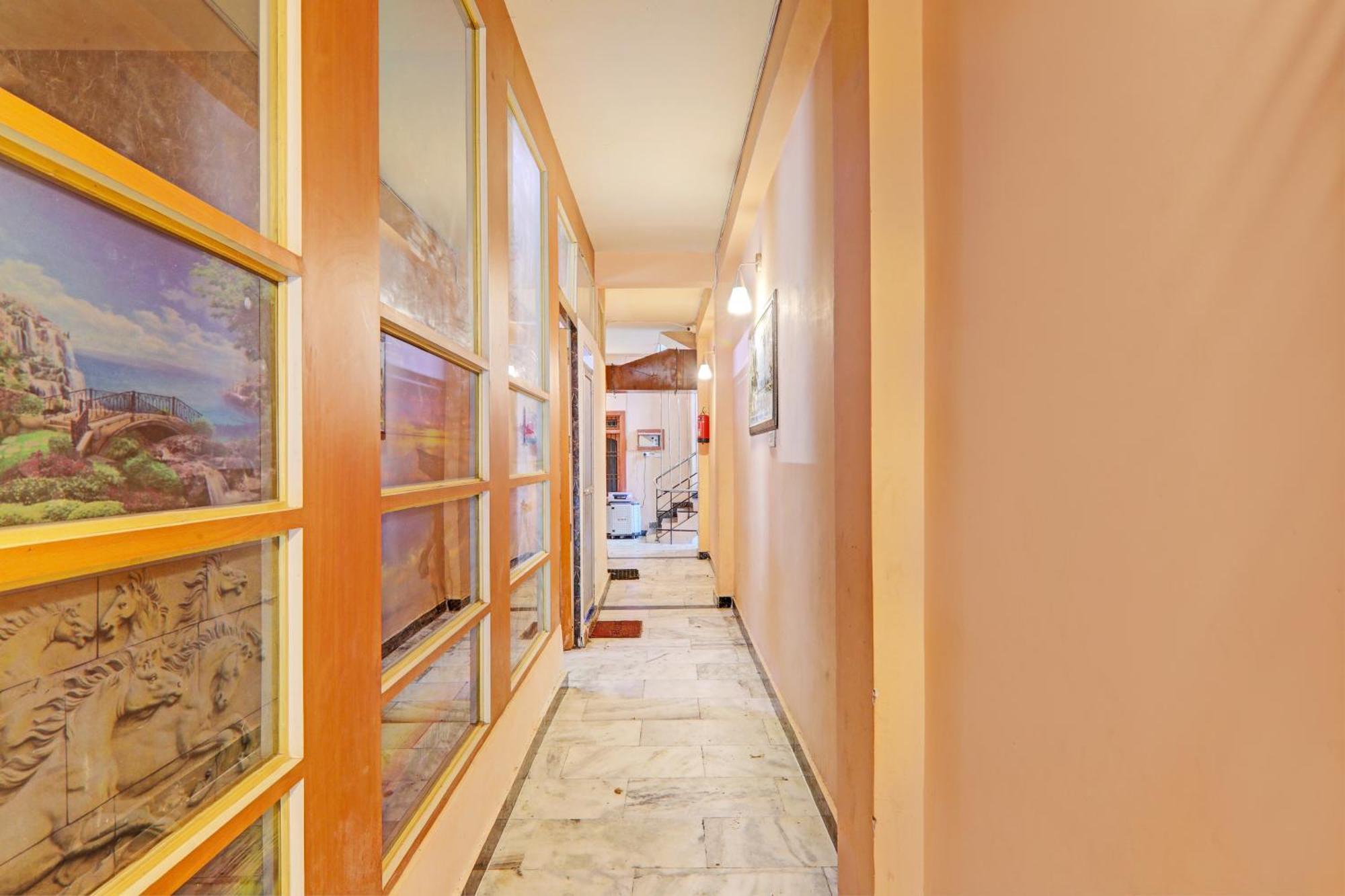Hotel O Home Singhs Delight Varanasi Exterior photo