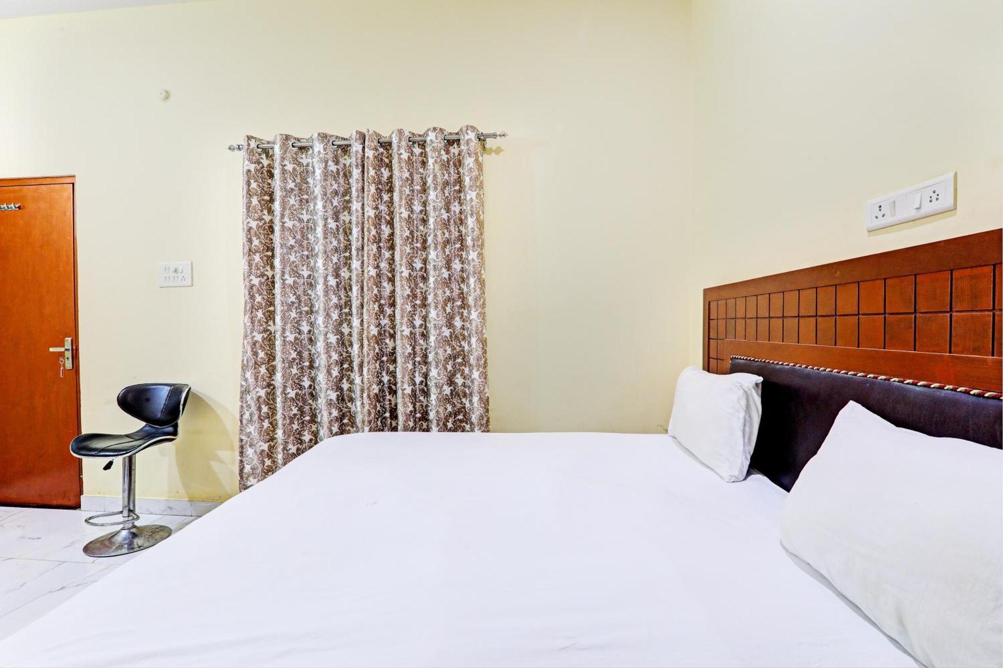 Hotel O Home Singhs Delight Varanasi Exterior photo